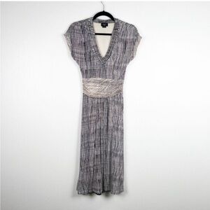 Deletta size small soft comfortable feminine dress